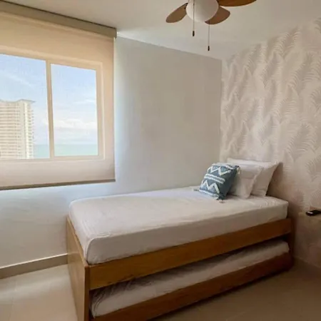 Espectacular A Cuadras De La Playa Apartamento